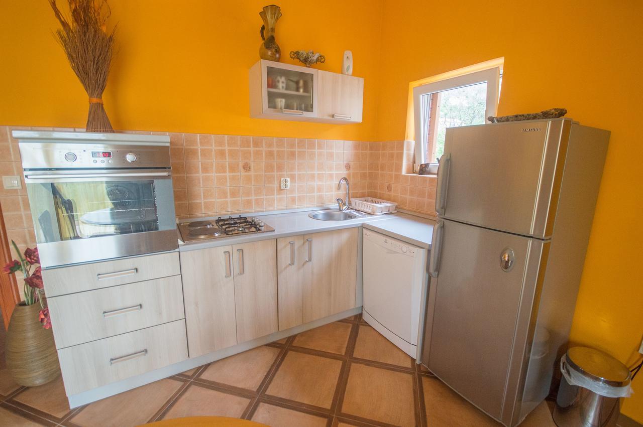 Apartments Cukovic ريسان المظهر الخارجي الصورة