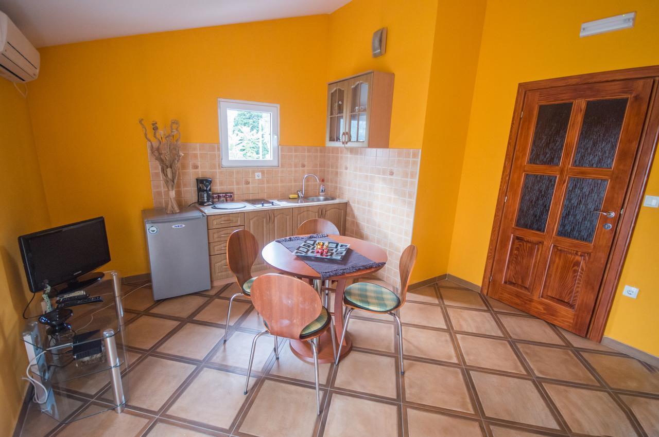 Apartments Cukovic ريسان المظهر الخارجي الصورة