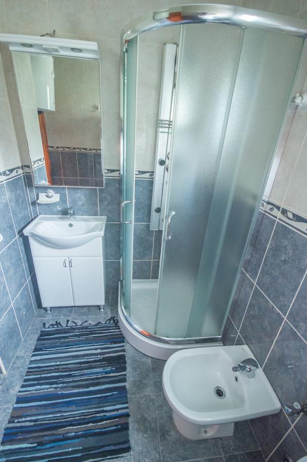 Apartments Cukovic ريسان المظهر الخارجي الصورة