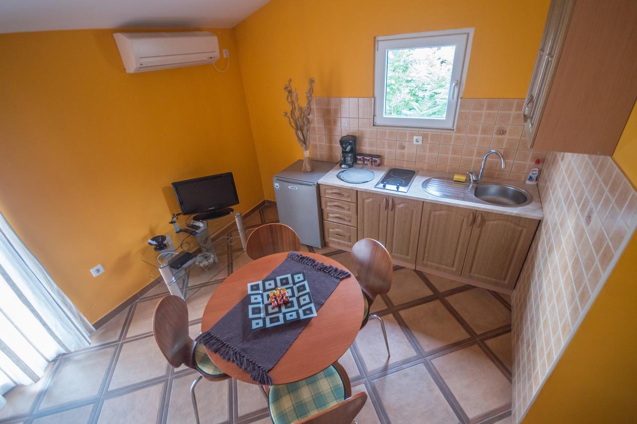 Apartments Cukovic ريسان المظهر الخارجي الصورة